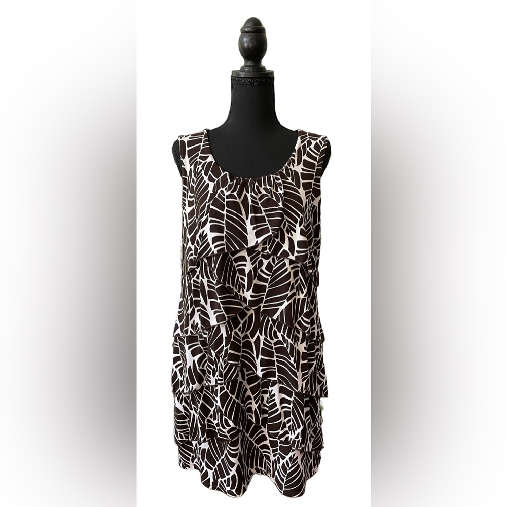 Style & Co: Brown and White Pattern Ruffle Tiered Dress